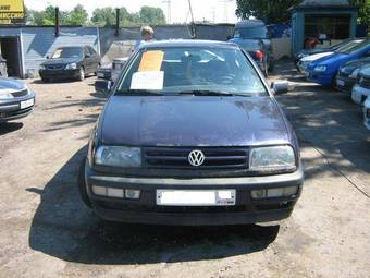 1995 Volkswagen Vento Pictures