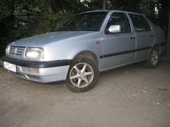1996 Volkswagen Vento Pictures