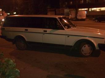 1990 Volvo 240 Pics