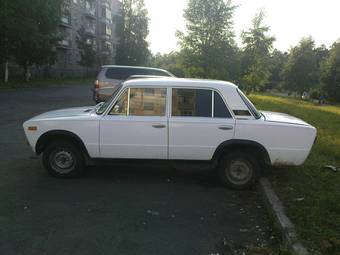 1992 Volvo 240 Photos