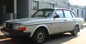 1984 Volvo 244