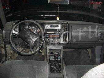 1992 Volvo 440 Pictures