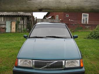 1992 Volvo 460 Pictures