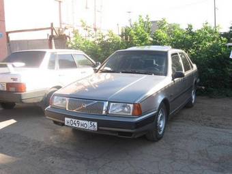 1993 Volvo 460 Photos