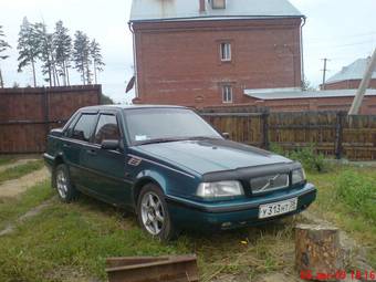 1994 Volvo 460 Photos