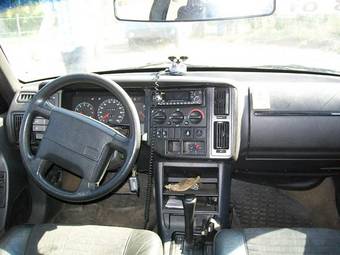 1994 Volvo 460 Pictures