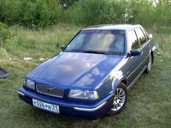 1995 Volvo 460 Photos