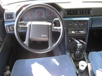 1992 Volvo 940 Photos
