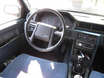 1992 Volvo 940 Pictures