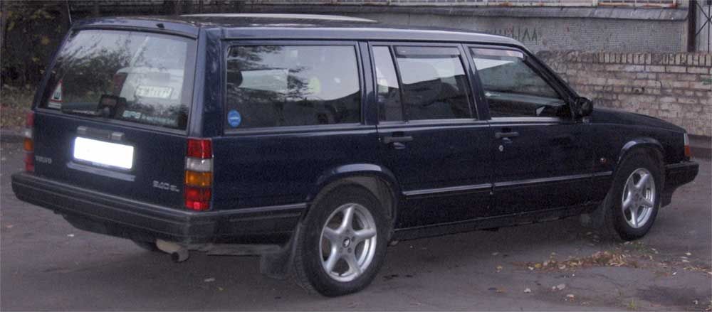 1991 Volvo 945