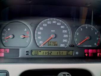 1998 Volvo C70 Photos