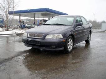 1996 Volvo S40 Pics