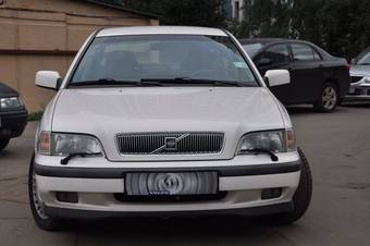 1998 Volvo S40 Images