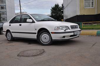 1998 Volvo S40 Pics