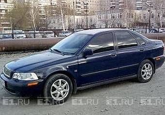 2001 Volvo S40