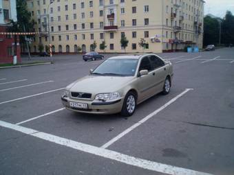 2001 Volvo S40