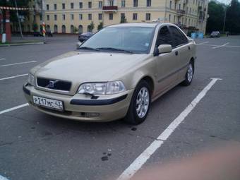 2001 Volvo S40