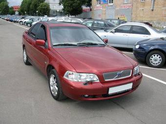 2002 Volvo S40 Images