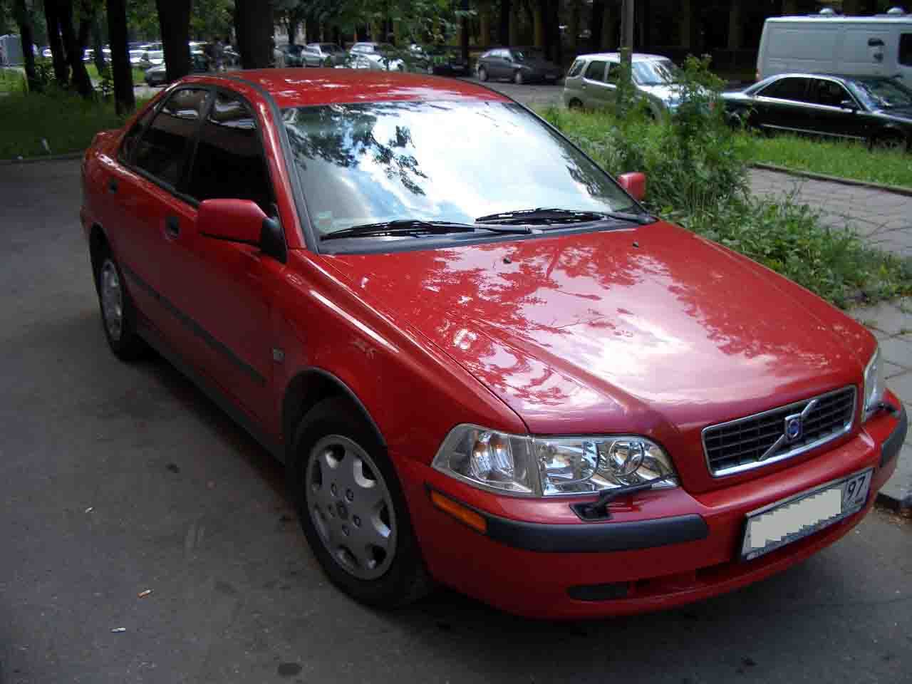 2003 volvo s40 specs