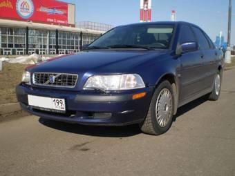 2003 Volvo S40 Photos