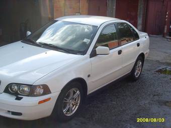 2004 Volvo S40 Pics