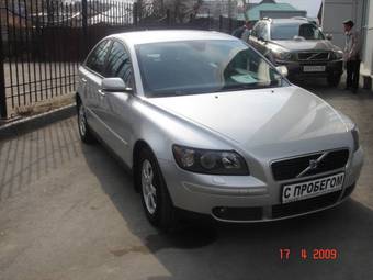 2004 Volvo S40 Pictures