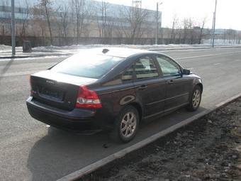 2005 Volvo S40 Photos