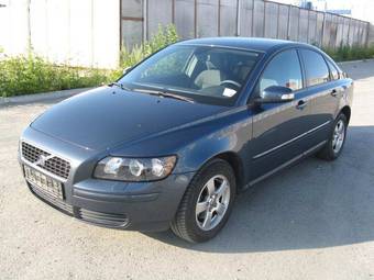 2006 Volvo S40 Pictures