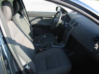 2006 Volvo S40 Pictures