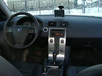 2008 Volvo S40 Pictures