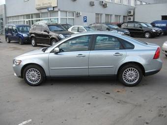 2008 Volvo S40 Photos