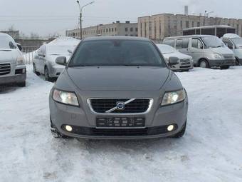 2008 Volvo S40 Pictures