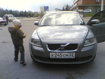 2008 Volvo S40 Pictures