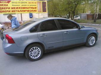 2008 Volvo S40 Photos