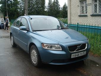 2008 Volvo S40 Pictures