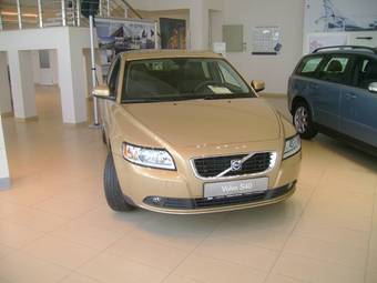 2009 Volvo S40 Photos