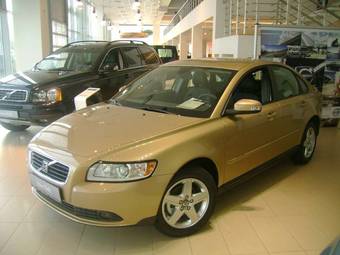 2009 Volvo S40 Pictures