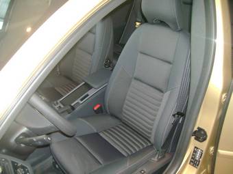 2009 Volvo S40 Pictures