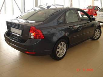 2009 Volvo S40 Photos