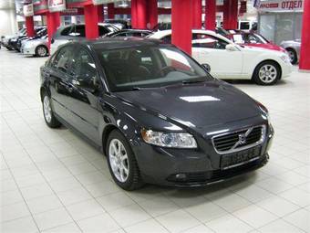 2009 Volvo S40 Pics