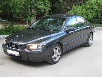 2001 Volvo S60 Photos