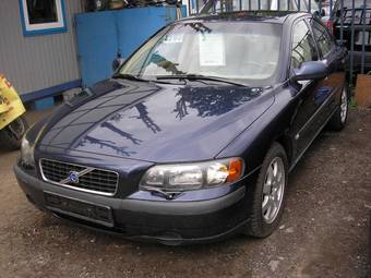 2002 Volvo S60 Pictures