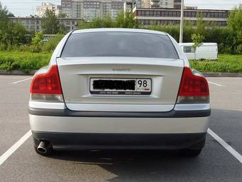 2002 Volvo S60 Pictures