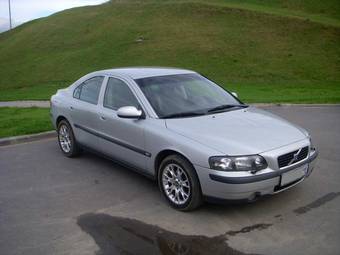 2002 Volvo S60 Photos