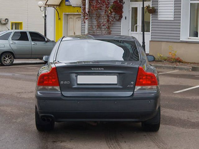 2003 Volvo S60