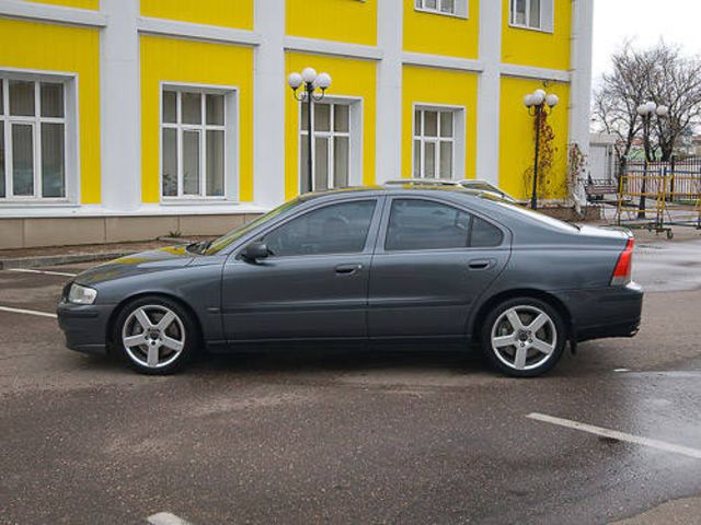 2003 Volvo S60