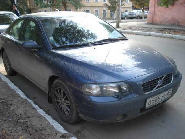 2003 Volvo S60