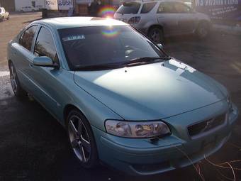 2003 Volvo S60 Pictures