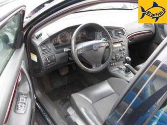 2003 Volvo S60 Pictures