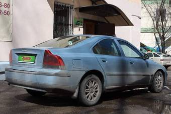 2003 Volvo S60 Photos